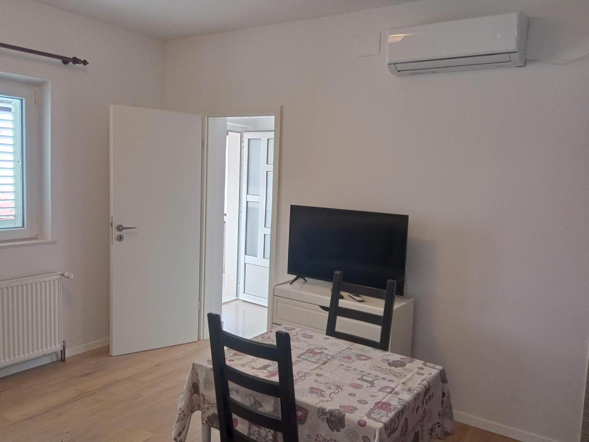 Vinka Apartment 斯瑞瑟尔 外观 照片