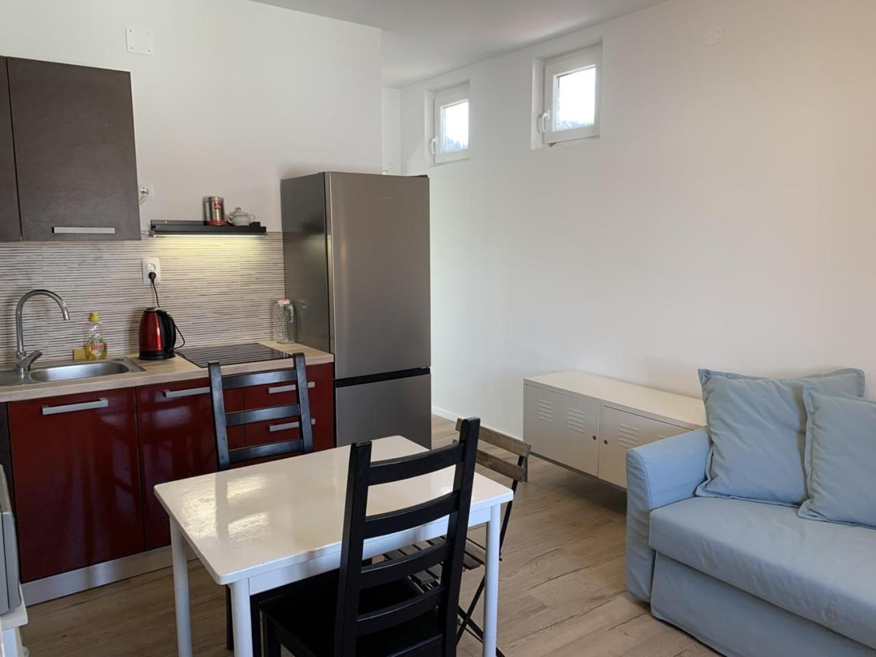Vinka Apartment 斯瑞瑟尔 外观 照片