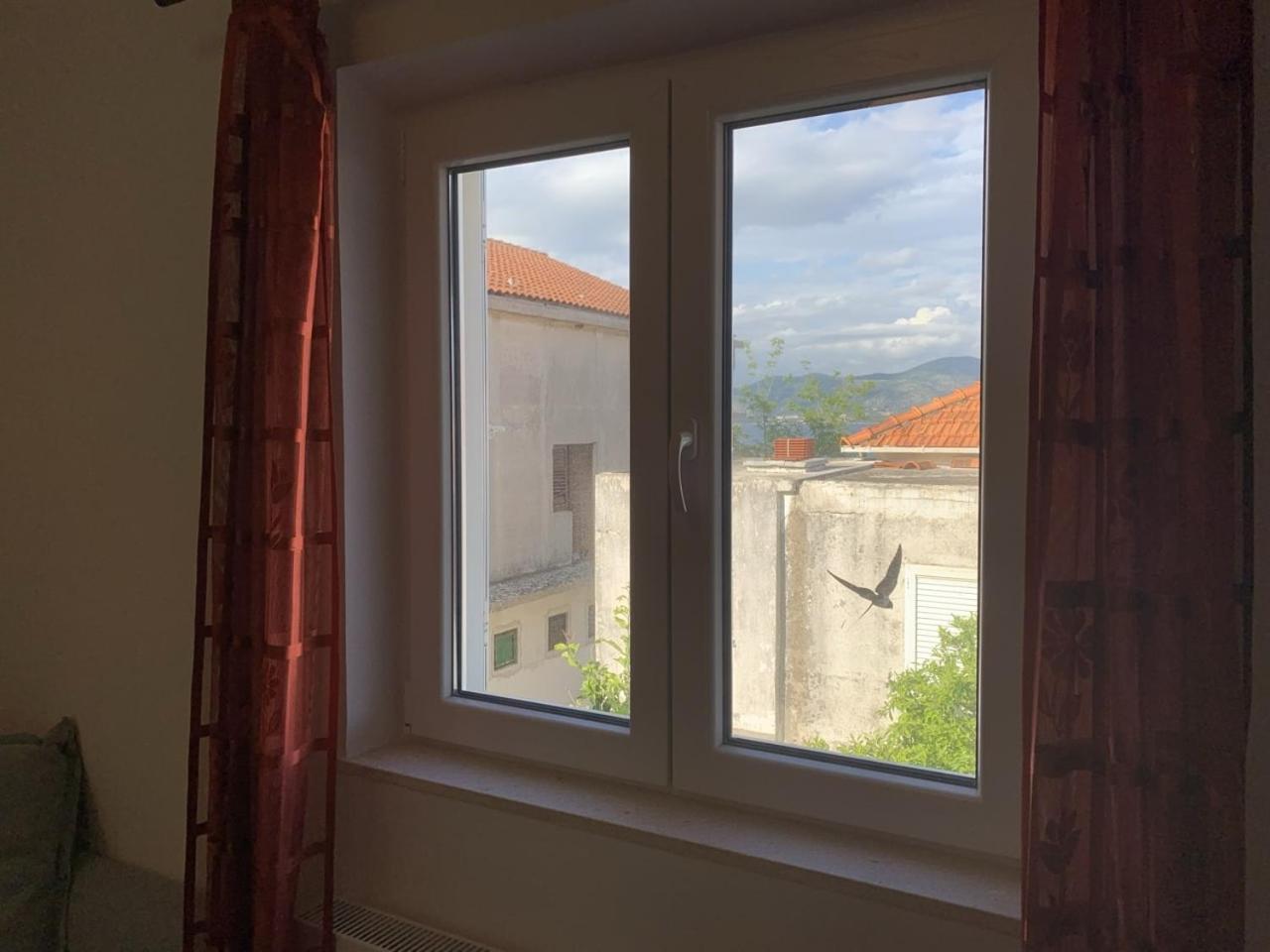 Vinka Apartment 斯瑞瑟尔 外观 照片